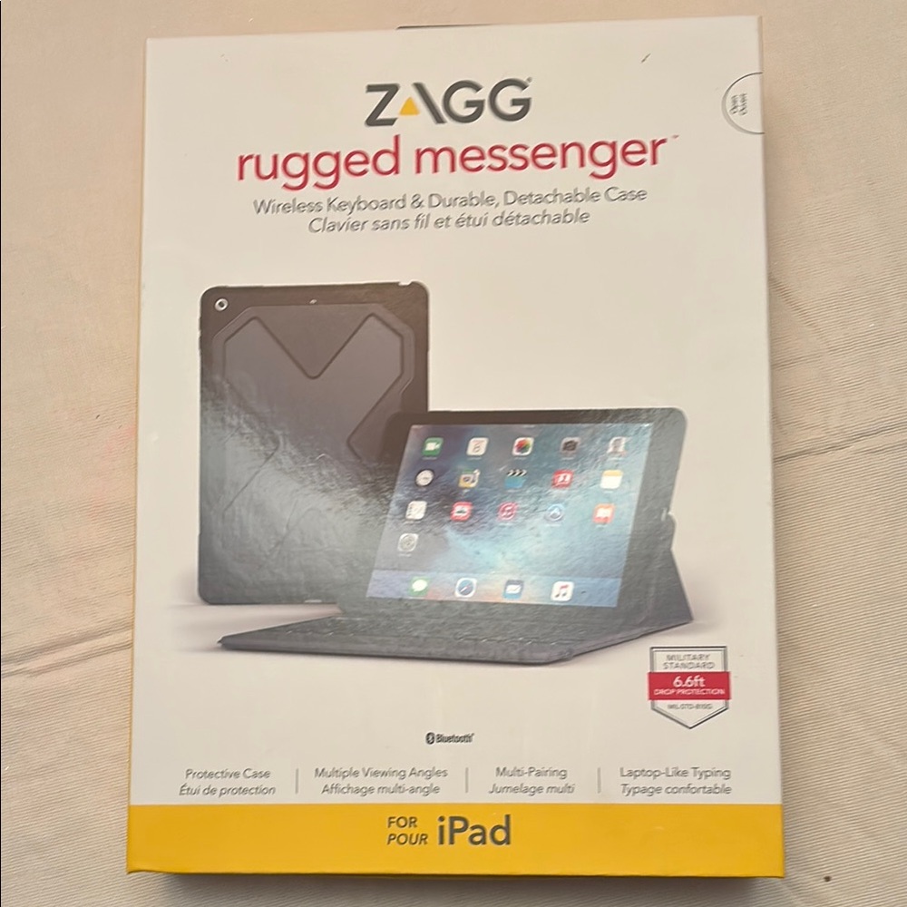 NWOT ZAGG Rugged Messenger for iPad - Black
